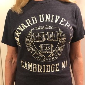 3 FOR 15⚡️ Harvard University distressed tee